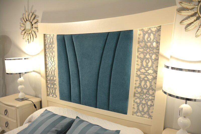 Dormitorio clásico crema - detalle
