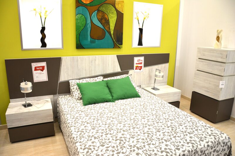Dormitorio moderno bicolor - vista general