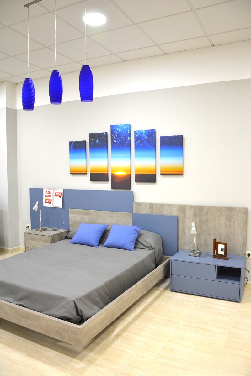 Dormitorio azul y gris - lateral